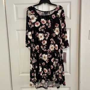 Nina Leonard Floral High-Low Trapeze Dress- Size Large